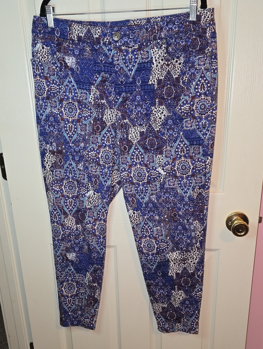 Glamorous Blue Printed Pull-On Pants by Glavanderbilt